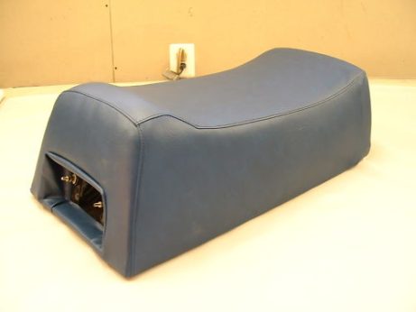 77-84 YAMAHA 300 ENTICER *BLUE* SNOWMOBILE SEAT COVER!