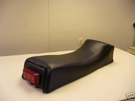 76-77 YAMAHA GP 300/GS 340 SNOWMOBILE SEAT COVER! *NEW*