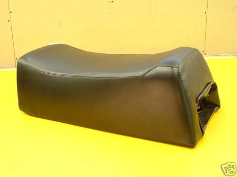 77-84 YAMAHA 300 ENTICER BLACK SNOWMOBILE SEAT COVER
