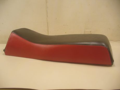 *73 YAMAHA BLK / RED SR RACING SNOWMOBILE SEAT COVER!